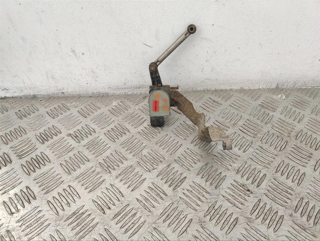 Датчик положения кузова