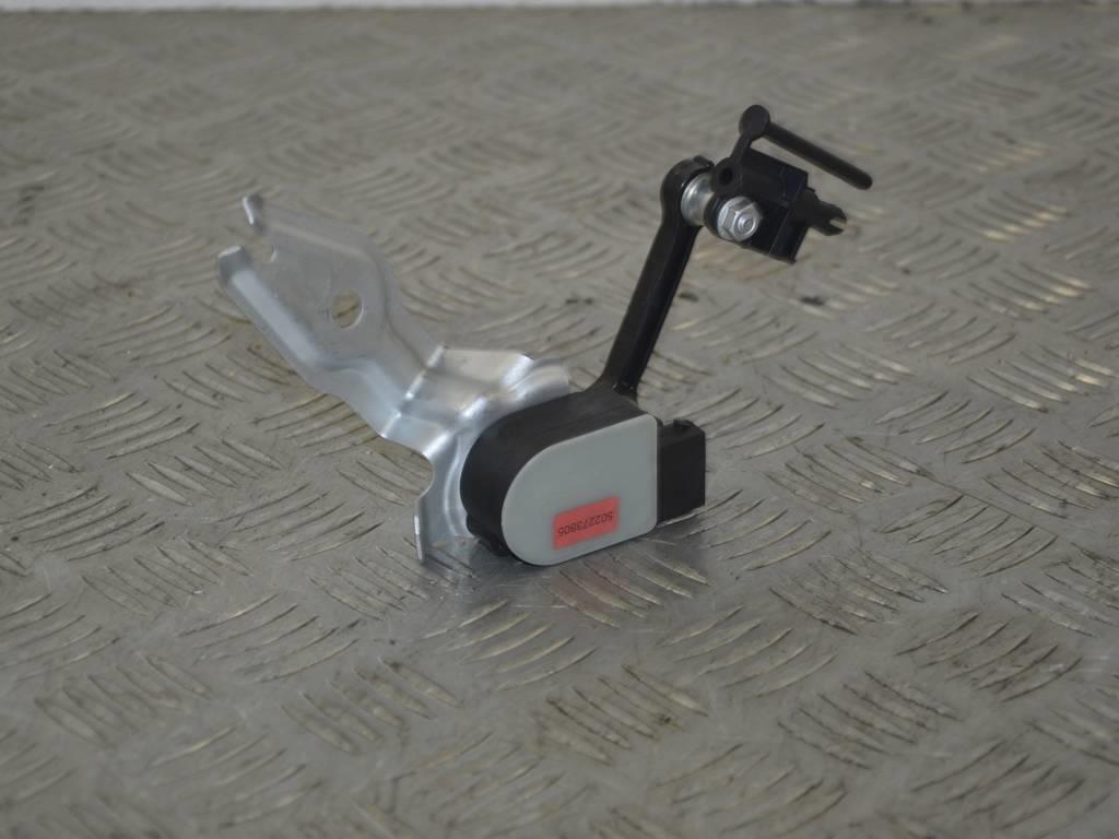 Датчик положения кузова