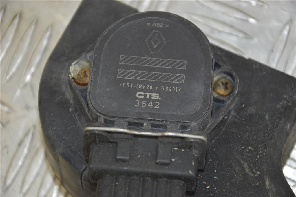 Датчик положения педали газа Renault Megane 1 (1996-2002) 7700431919