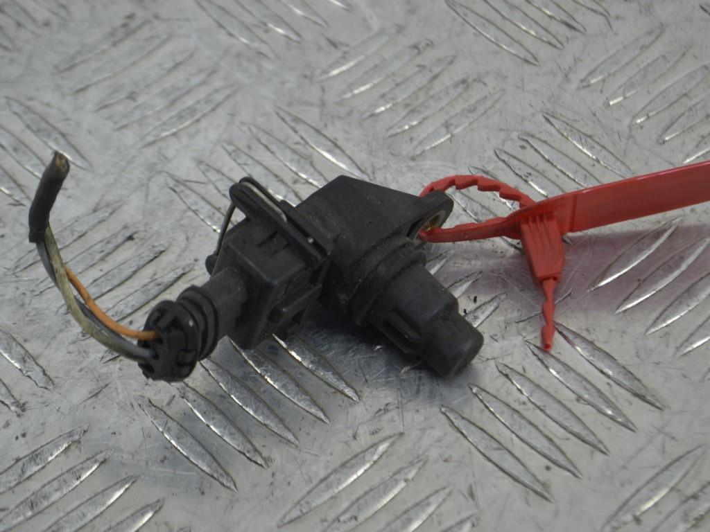 Датчик распредвала Renault Trafic 2 (2001-2006) 8200038472