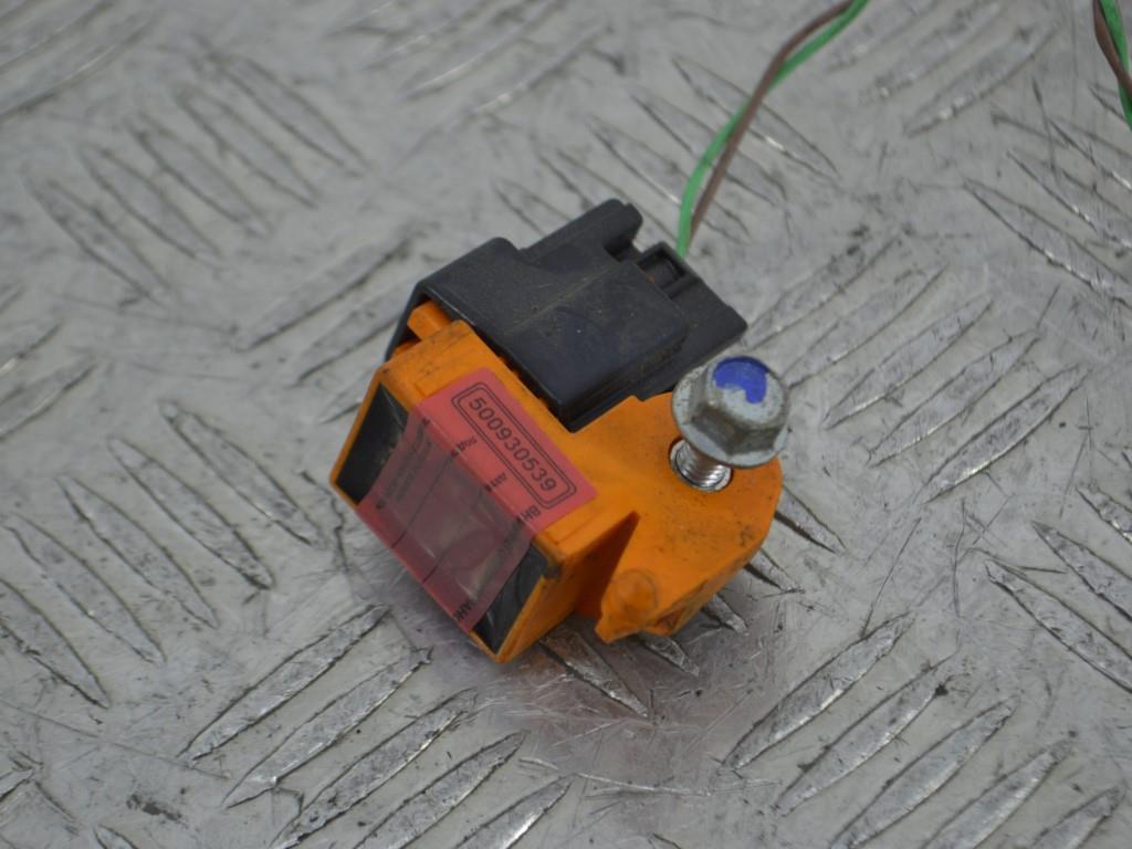 Датчик удара Renault Espace 4 (2003-2010) 8200410987