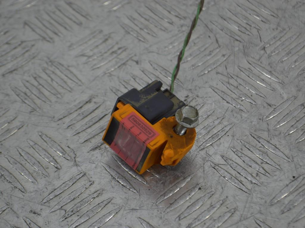 Датчик удара Renault Laguna 2 (2001-2007) 8200090507A