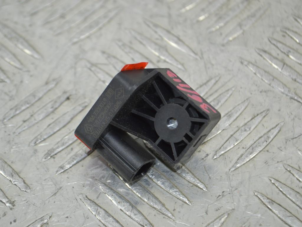 Датчик удара