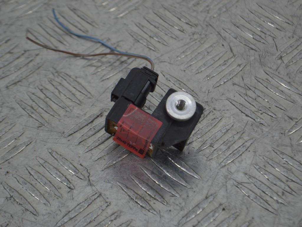 Датчик удара