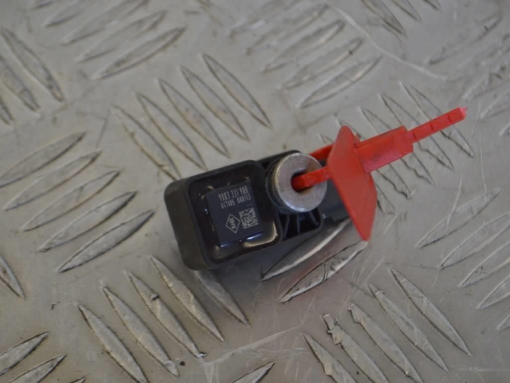 Датчик удара Renault Megane 3 (2008-2019) 988333198R