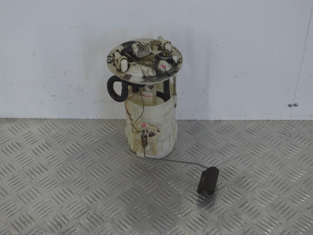 Датчик уровня топлива Renault Laguna 2 (2001-2007)