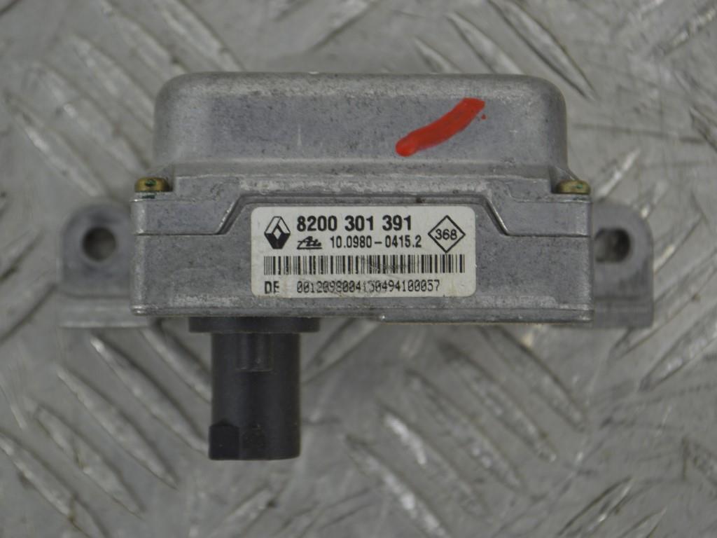 Датчик ускорения Renault Espace 4 (2003-2010) 8200301391