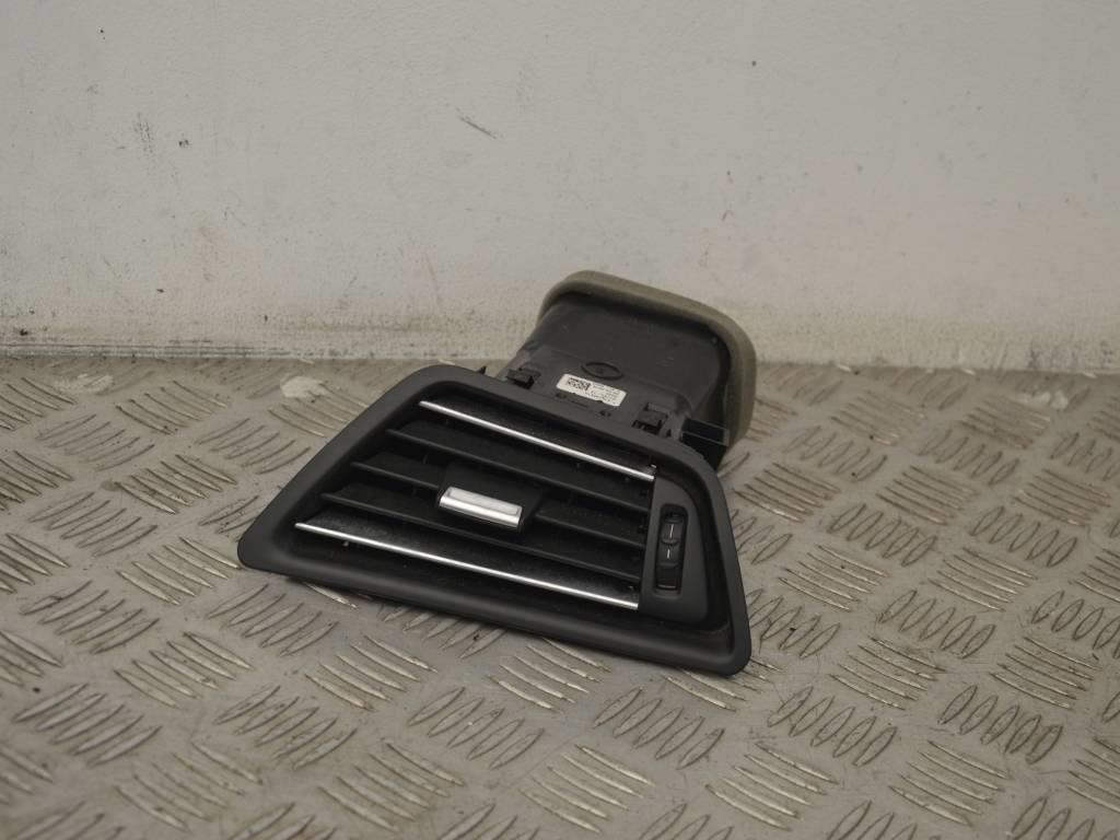 Дефлектор обдува салона