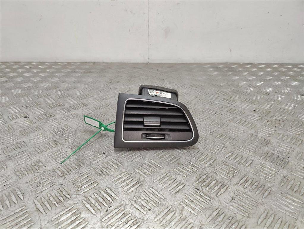 Дефлектор обдува салона