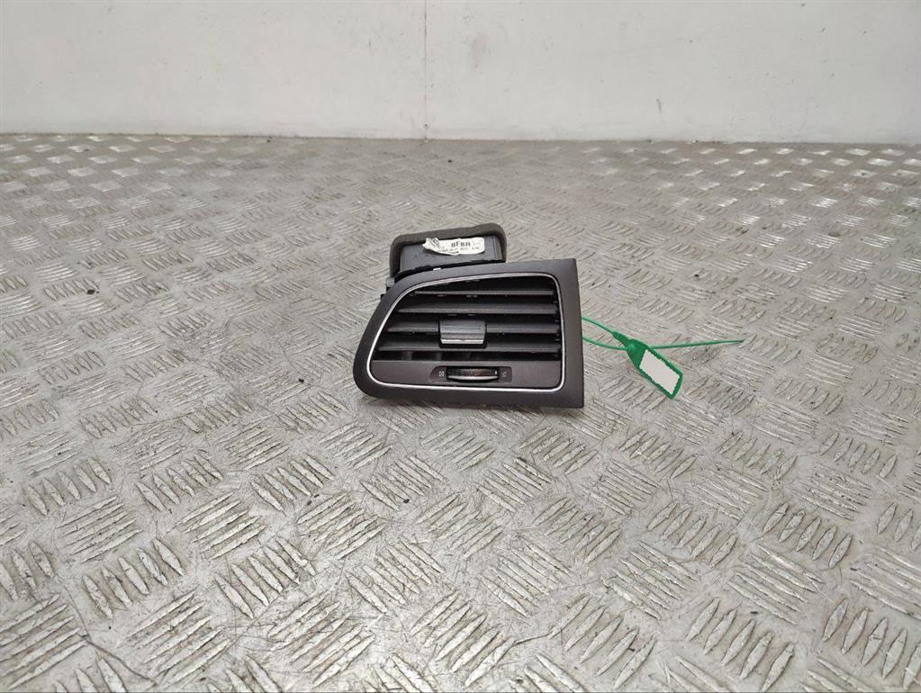 Дефлектор обдува салона