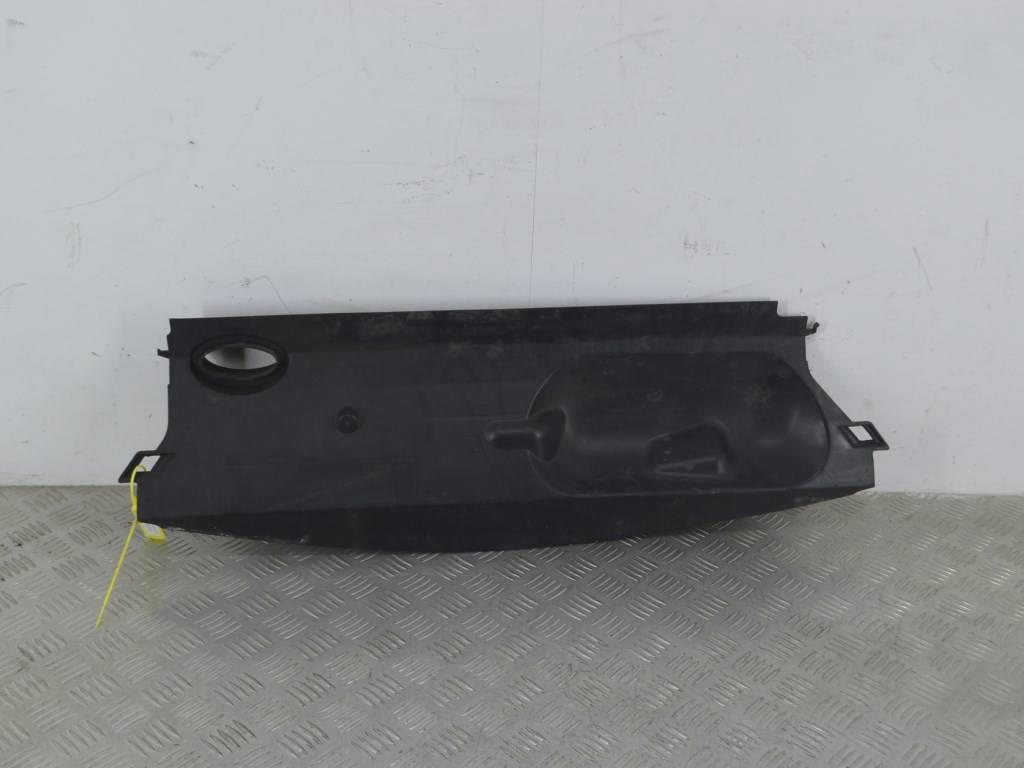 Дефлектор радиатора Renault Megane 3 (2008-2019) 214766469R