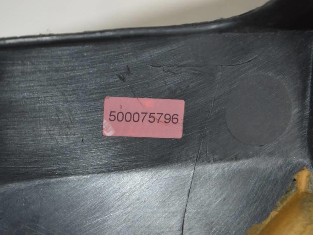 Декоративная крышка двигателя Renault Espace 4 (2003-2010)