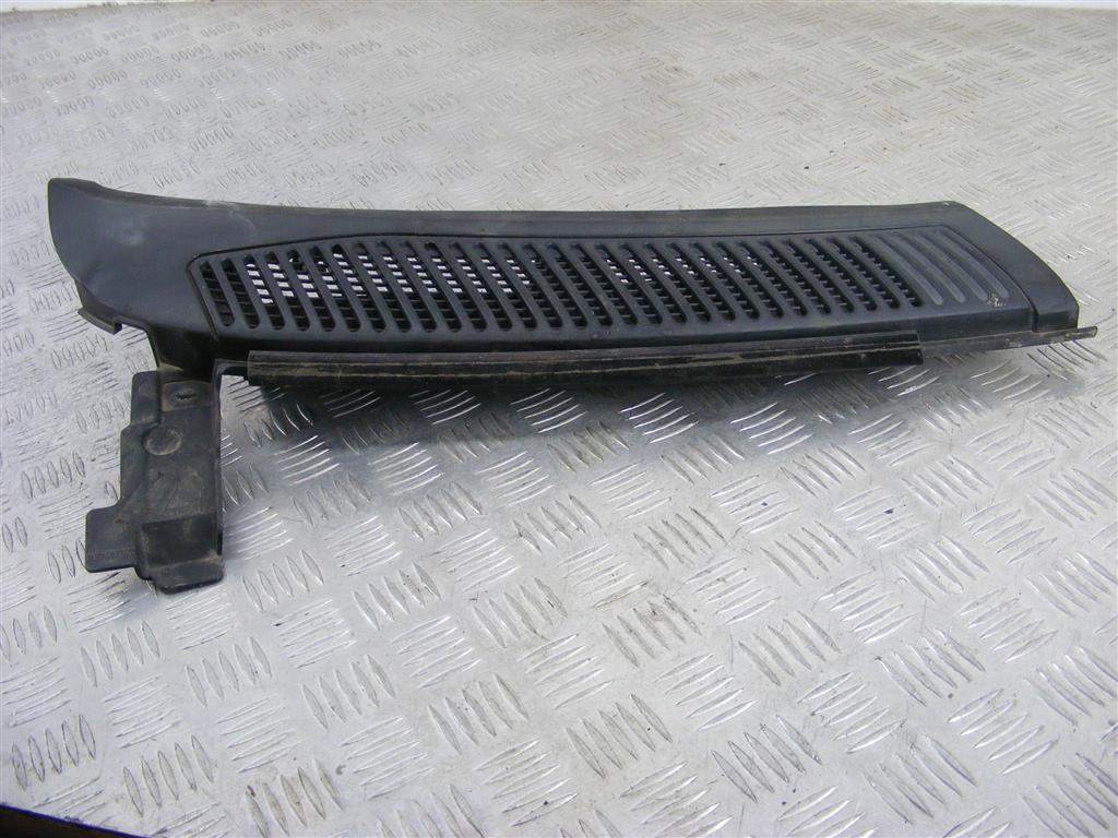 Дождевик Renault Megane 1 (1996-2002) 7700834098