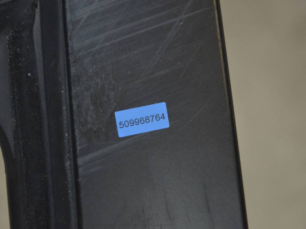 Дверь передняя левая