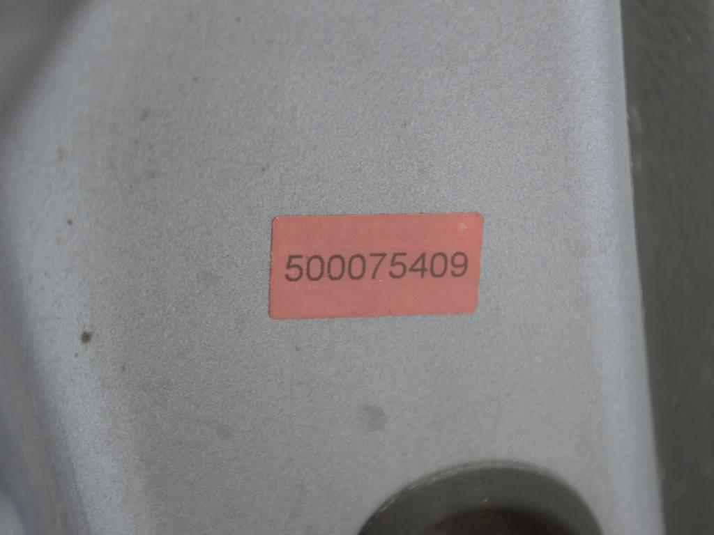 Дверь передняя правая