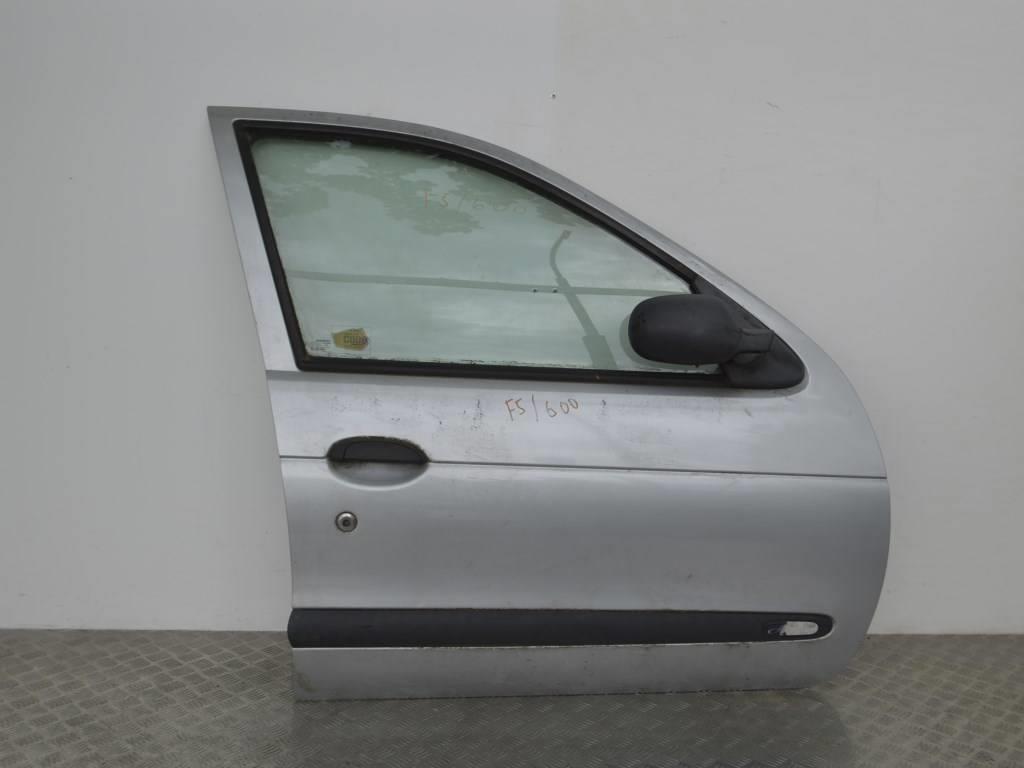 Дверь передняя правая Renault Megane 1 (1996-2002)