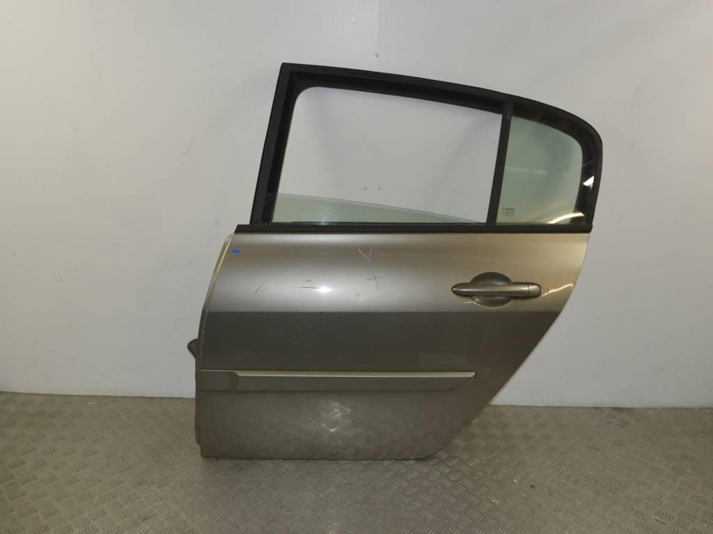 Дверь задняя левая