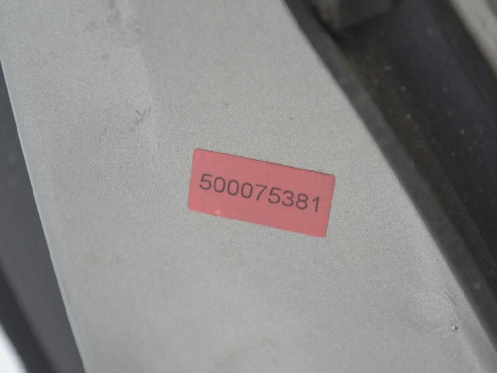 Дверь задняя правая Renault Megane 2 (2002-2008)