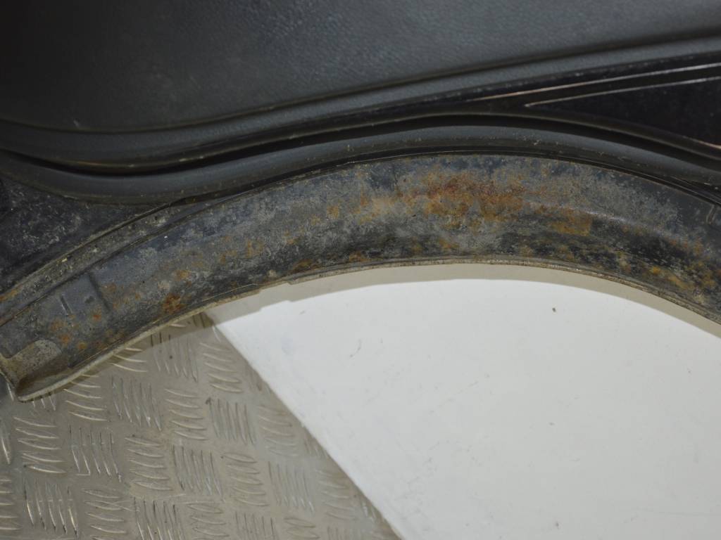 Дверь задняя правая