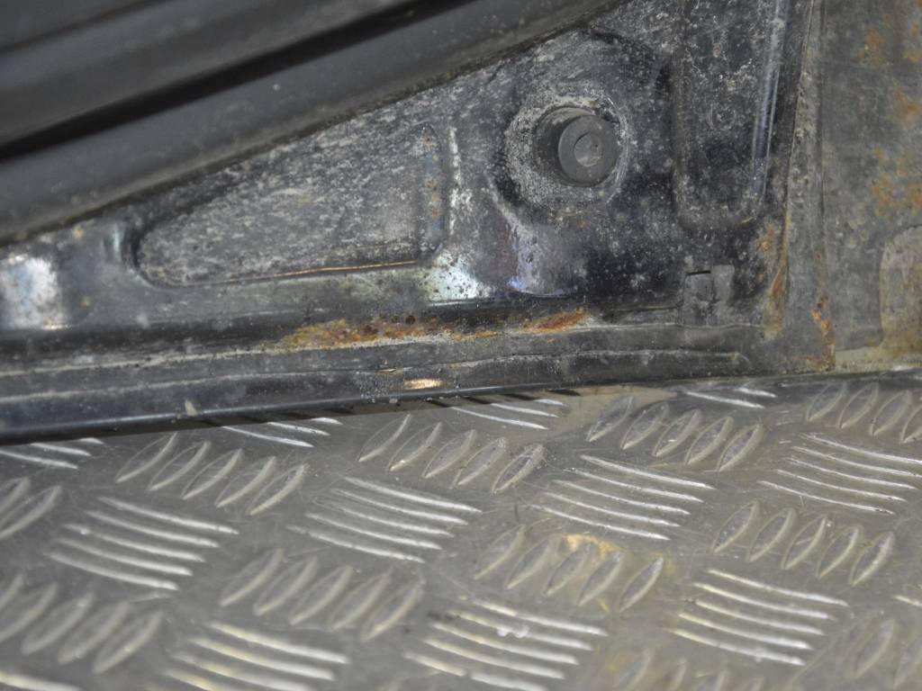 Дверь задняя правая