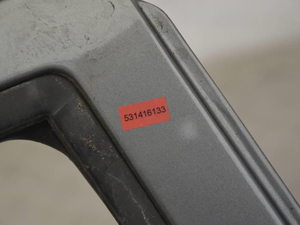 Дверь задняя правая