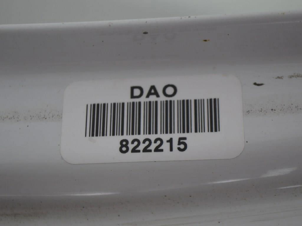 Дверь задняя распашная правая