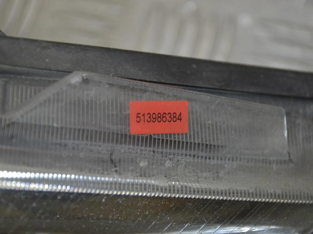 Фара левая Renault Megane 2 (2002-2008) 8200073220