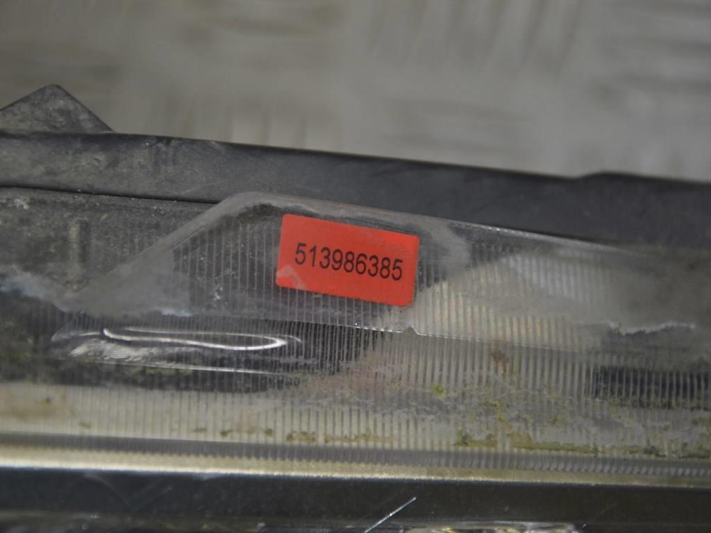 Фара левая Renault Megane 2 (2002-2008) 8200412741