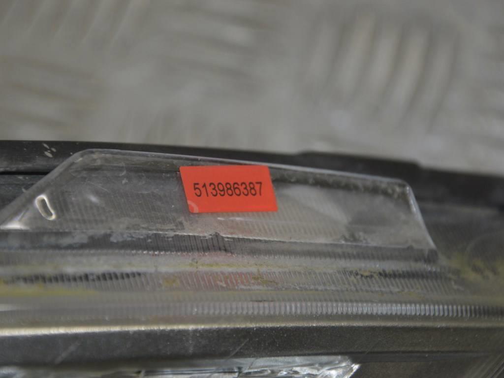 Фара левая Renault Megane 2 (2002-2008) 8200412741