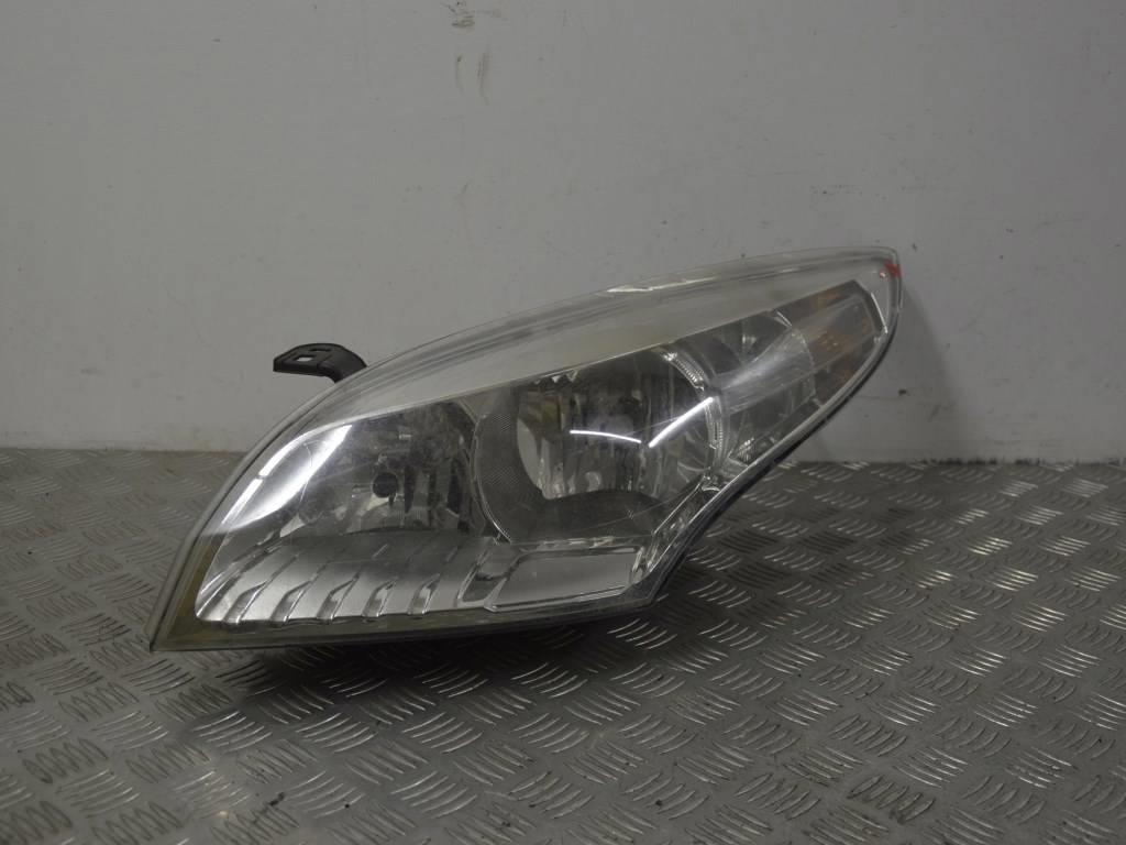 Фара левая Renault Megane 3 (2008-2019) 260600017R