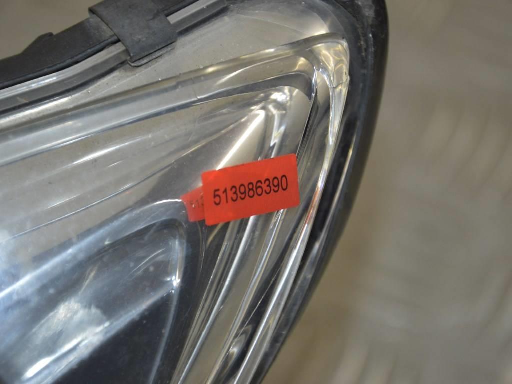 Фара левая Renault Megane 3 (2008-2019) 260600017R