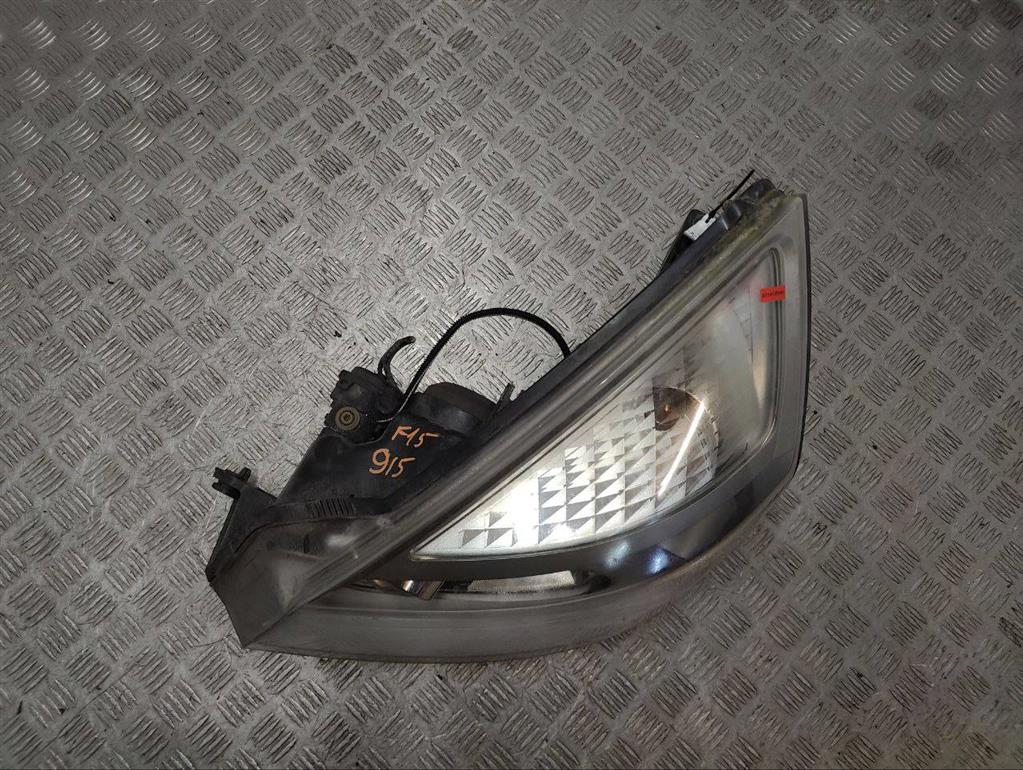 Фара левая
