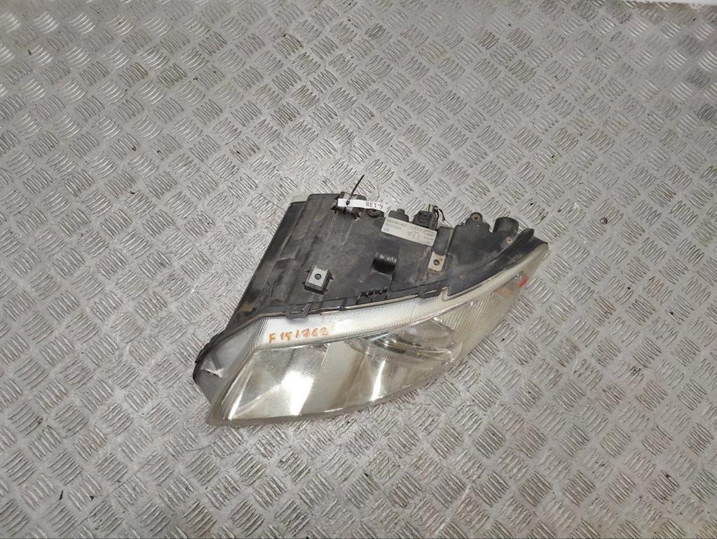 Фара левая