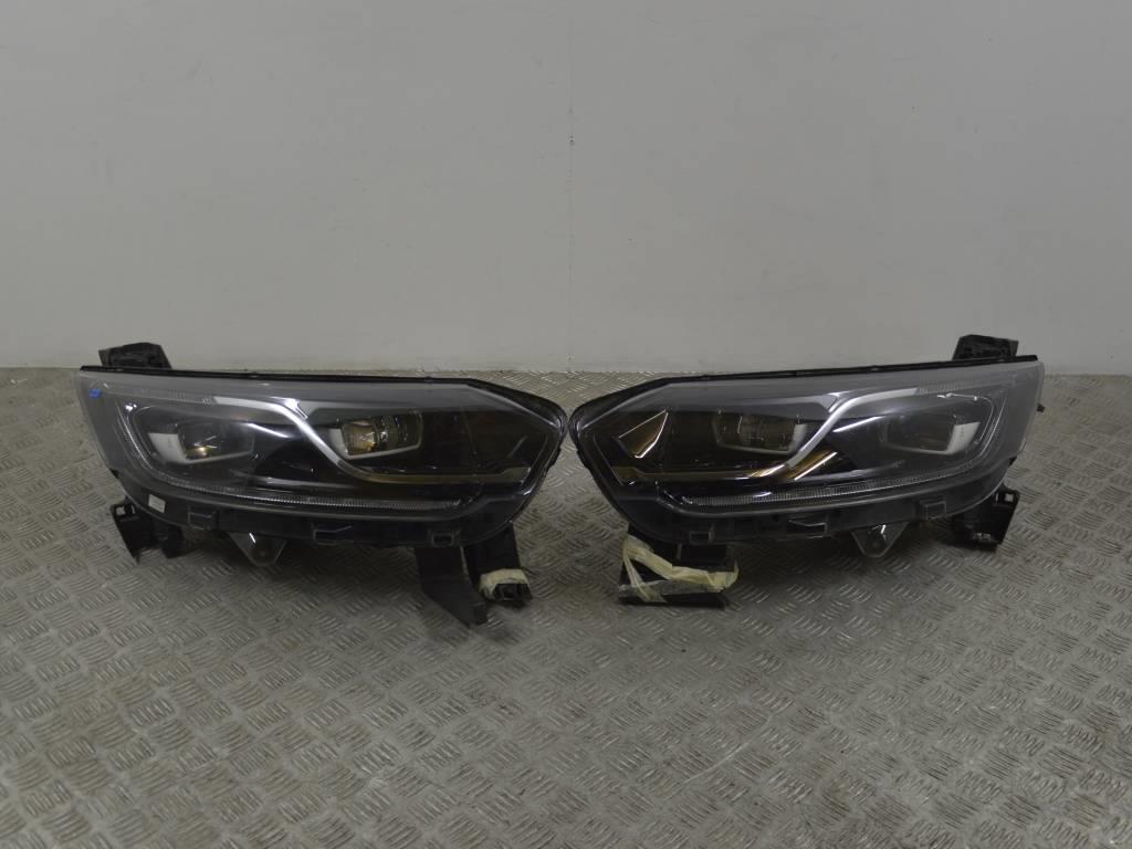 Фара передняя (комплект)