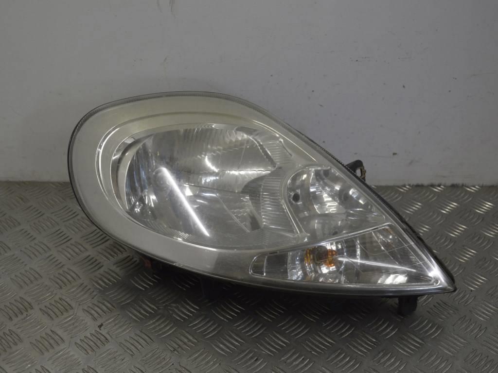 Фара правая Renault Trafic 2 (2006-2015) 8200701356