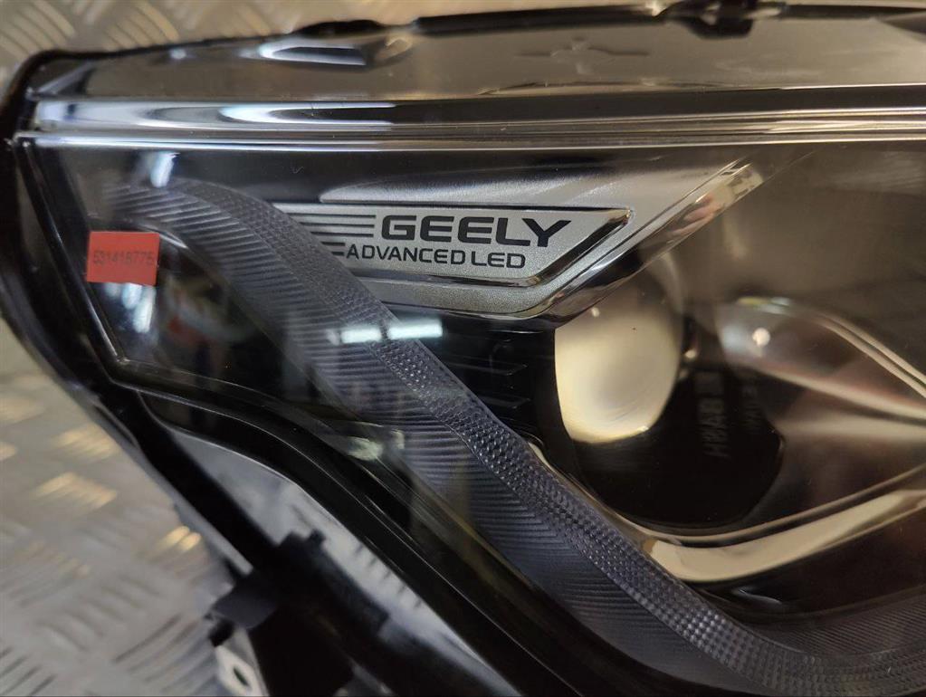 Фара правая