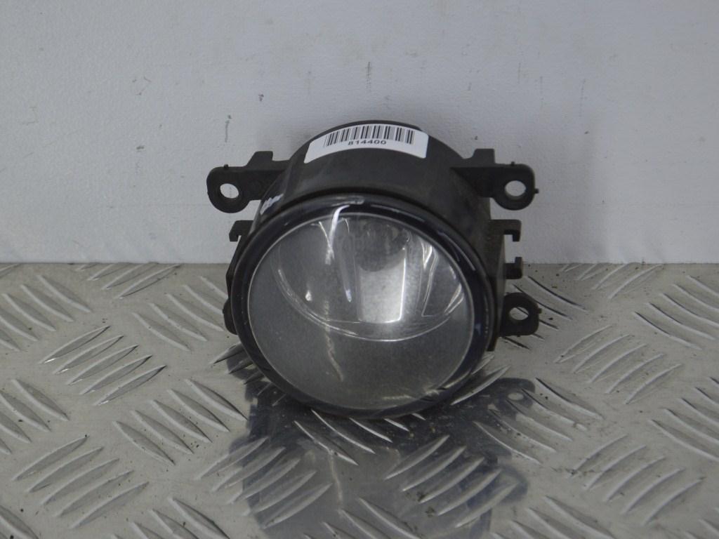 Фара противотуманная левая