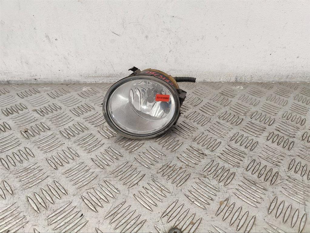 Фара противотуманная левая