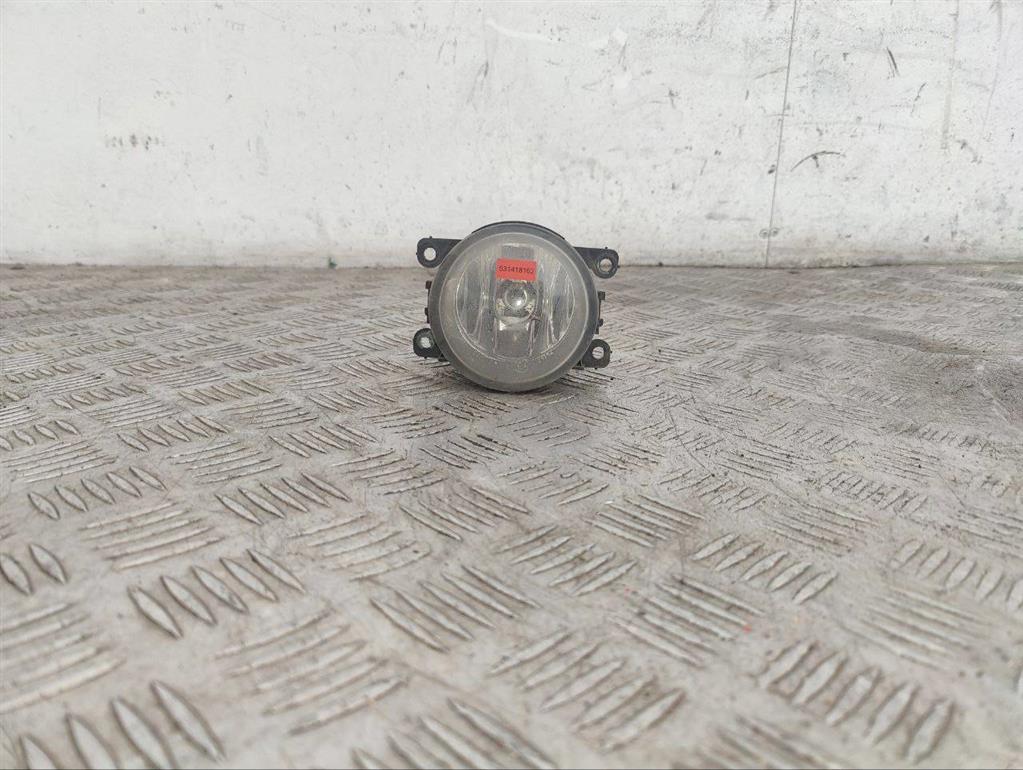 Фара противотуманная левая