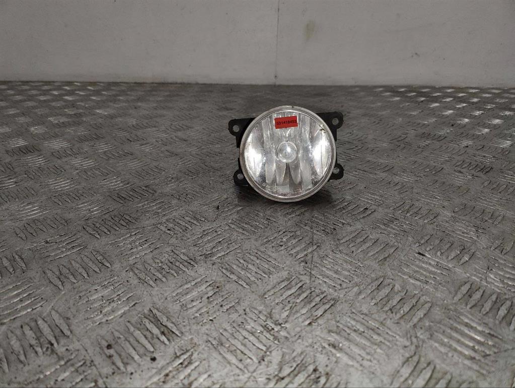 Фара противотуманная левая