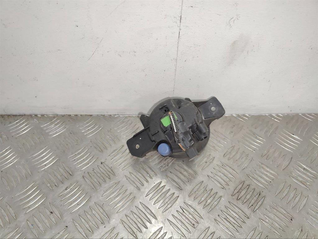 Фара противотуманная левая