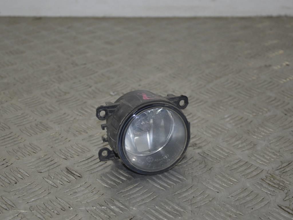 Фара противотуманная левая