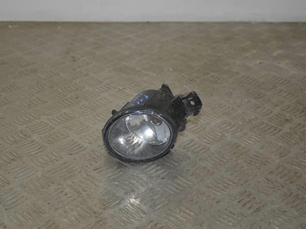 Фара противотуманная левая