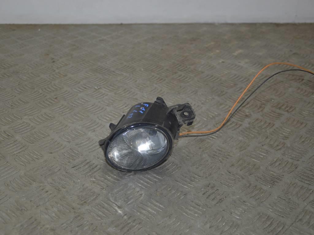 Фара противотуманная левая