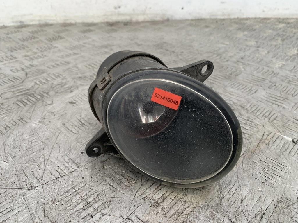 Фара противотуманная левая