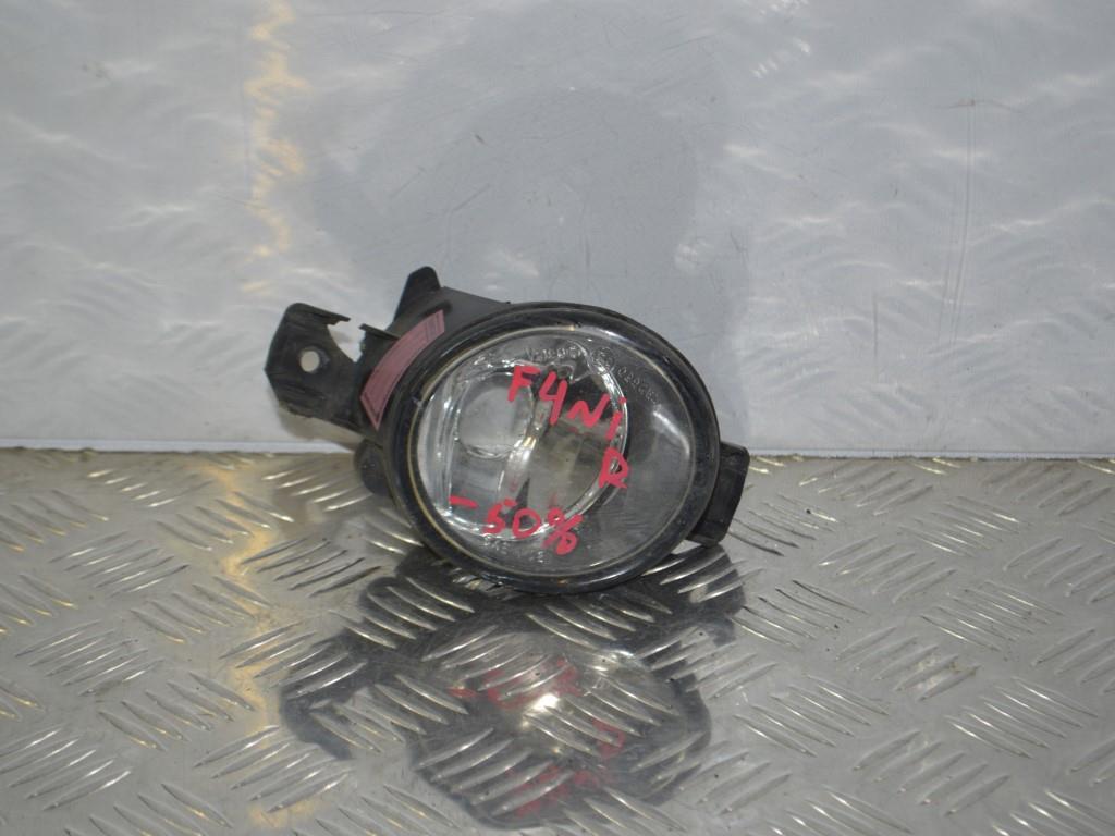 Фара противотуманная правая