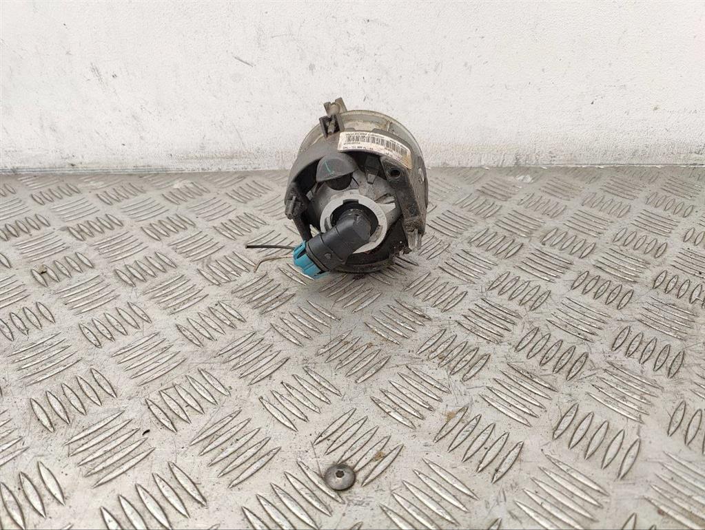 Фара противотуманная правая