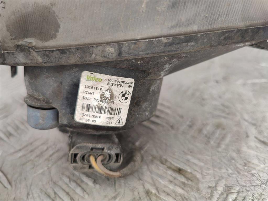 Фара противотуманная правая