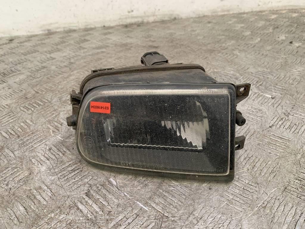 Фара противотуманная правая