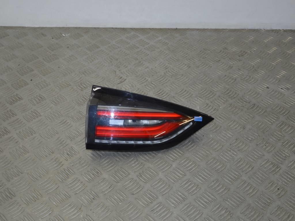 Фонарь крышки багажника левый